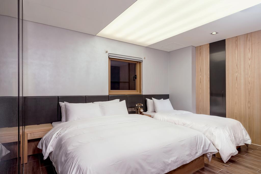 Capace Hotel Gangnam Szöul Kültér fotó